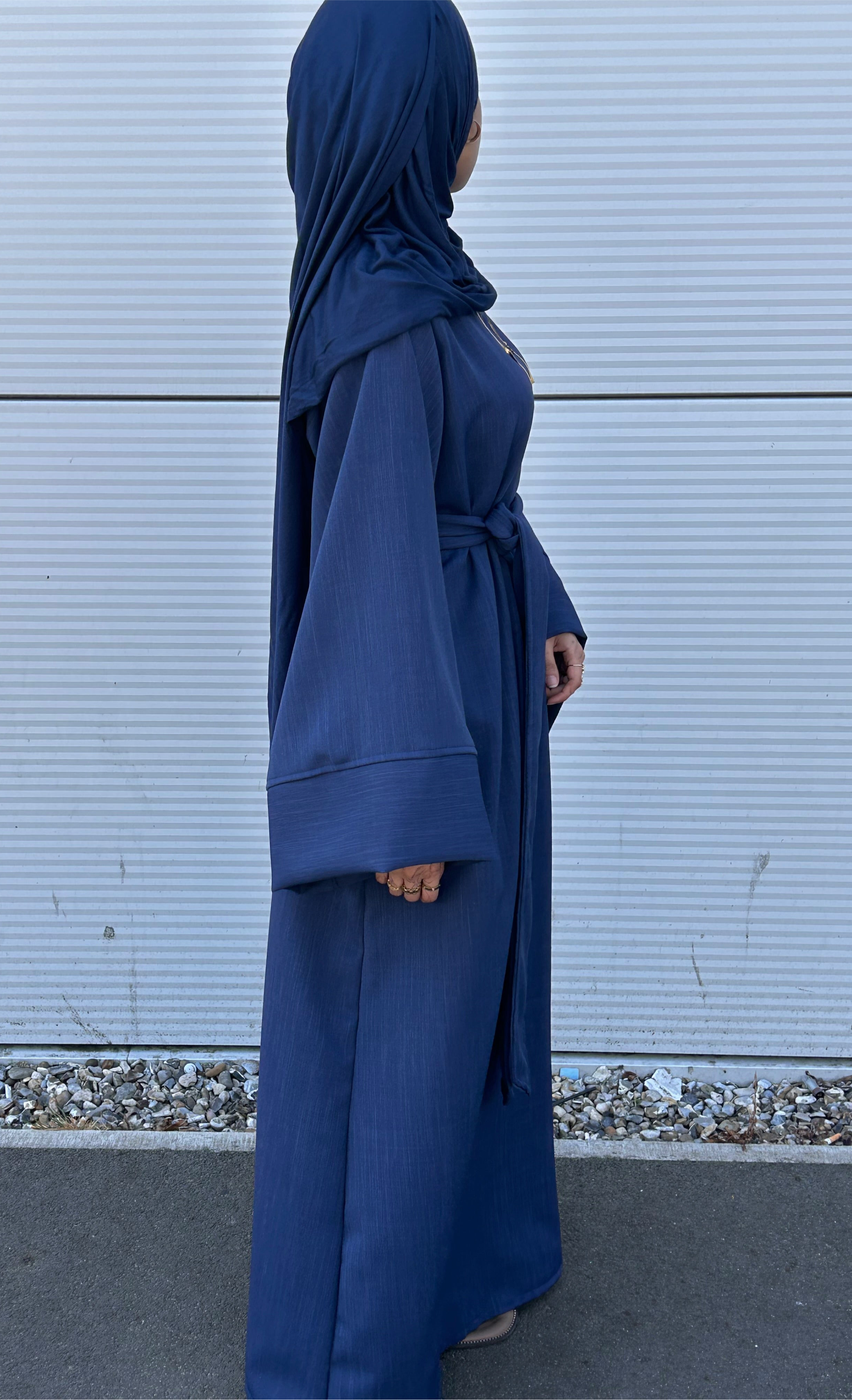 Textured Navy Wide sleeve Abaya
