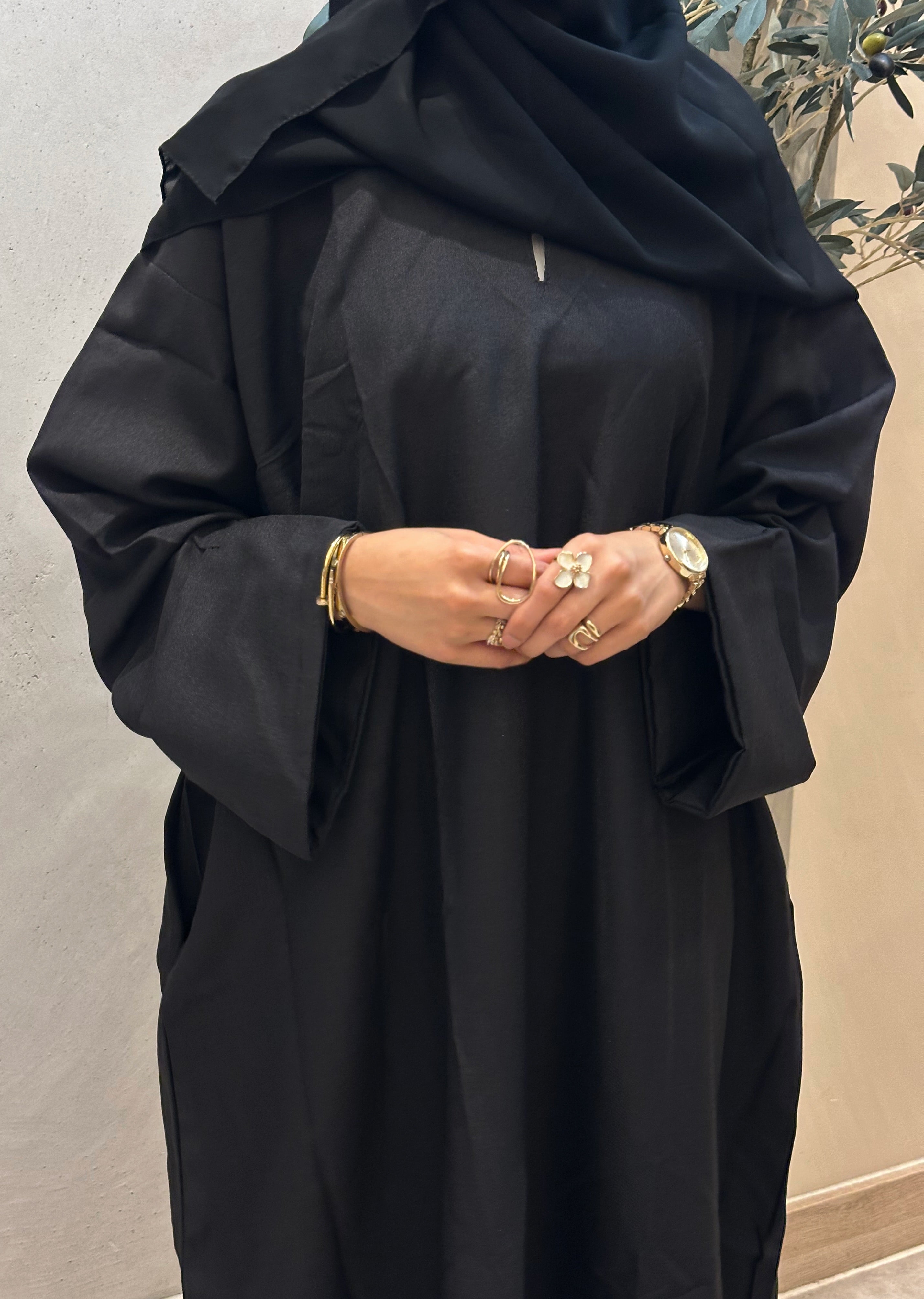 Linen Closed Abaya - Black