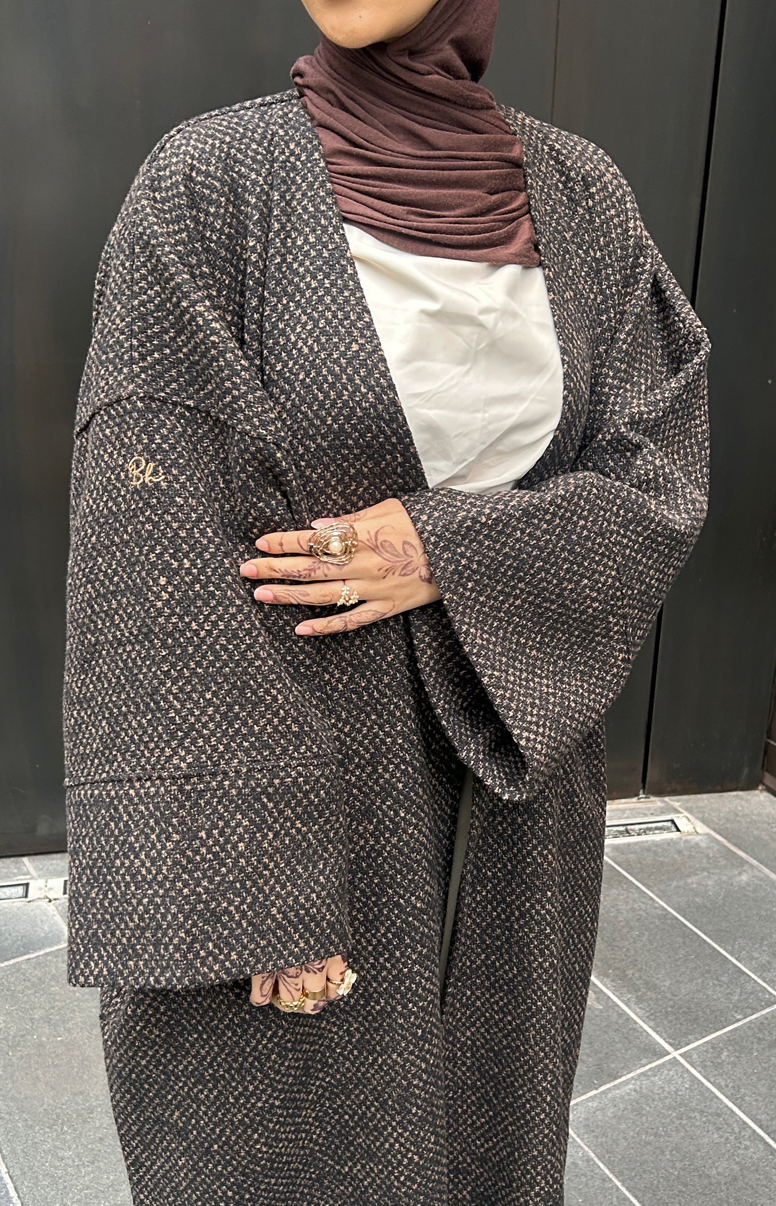 Tweed Abaya Coat - Black/Brown