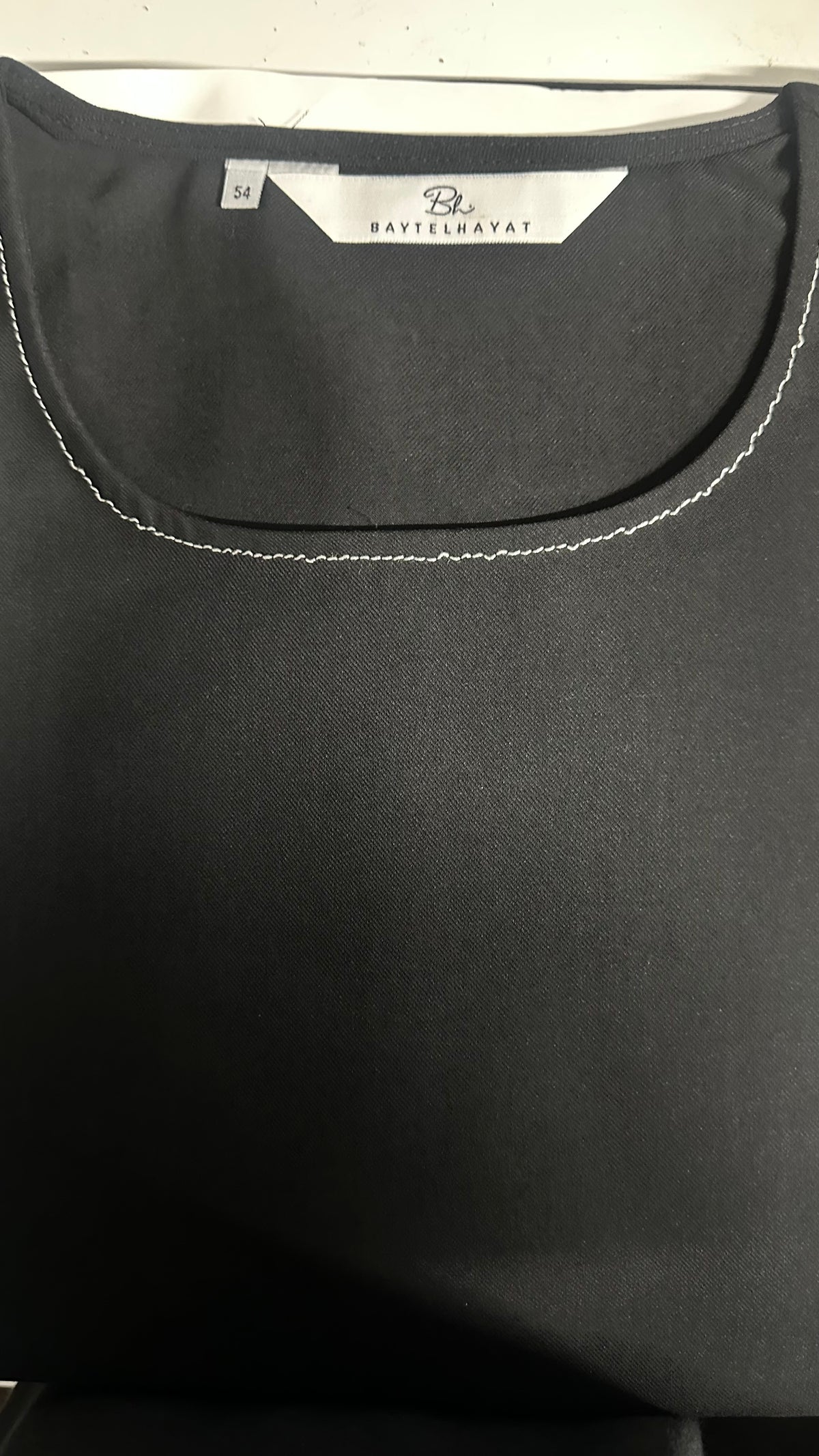 Black Contrast Stitch Closed Abaya (faulty stitching)