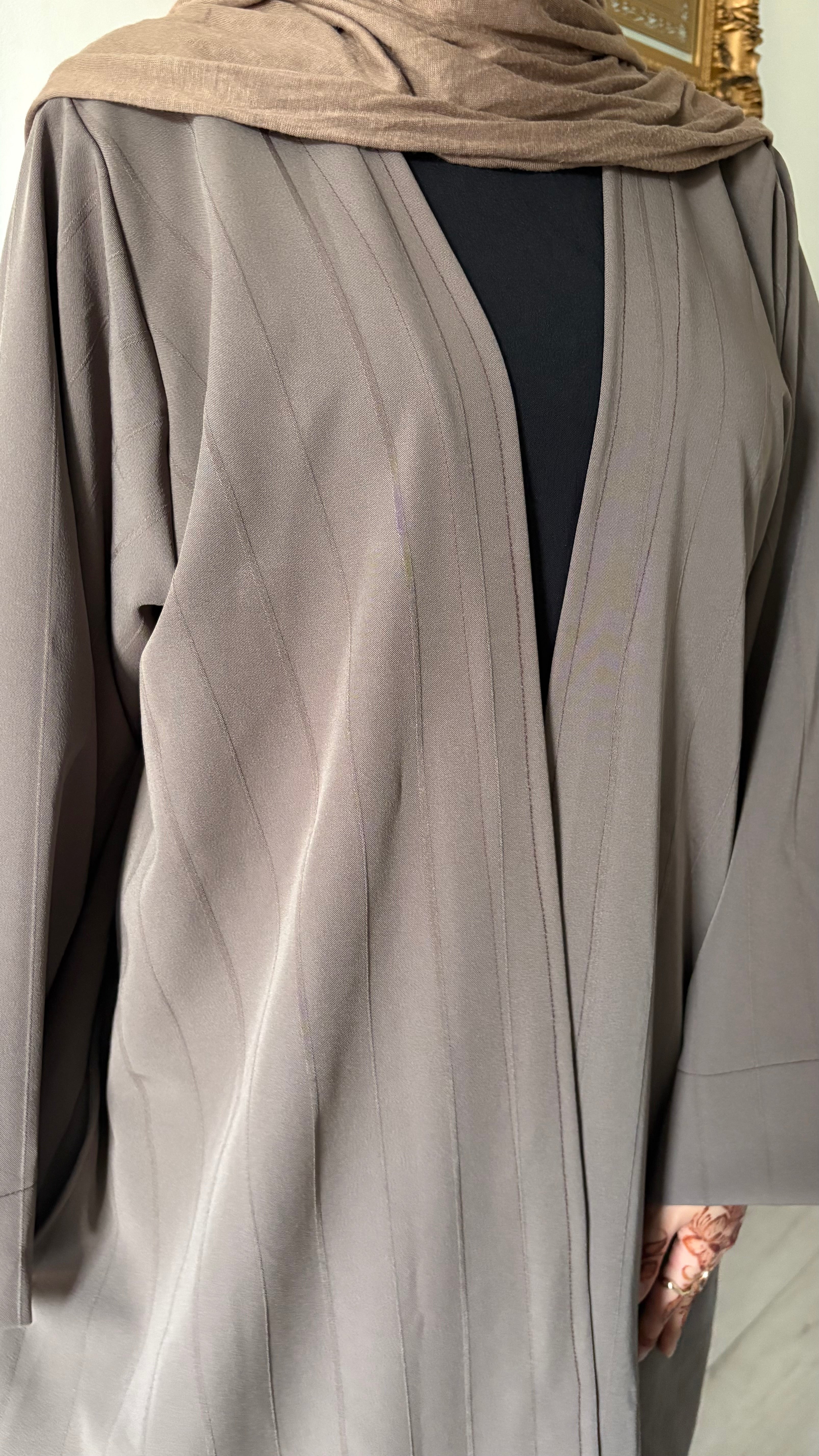Stripe Mocha/Taupe Abaya