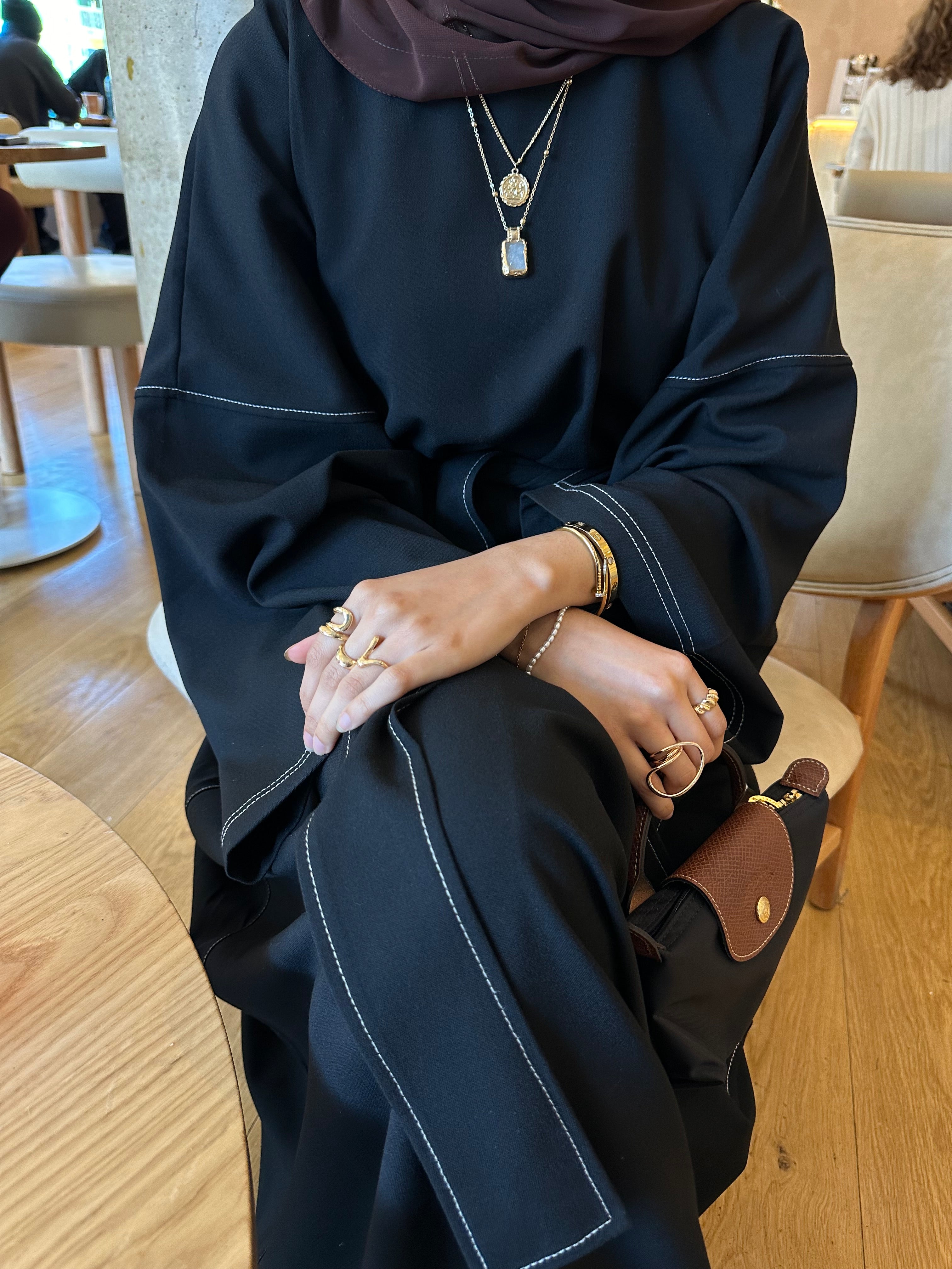 Black Contrast Stitch Closed Abaya (PolyViscos Fabric)