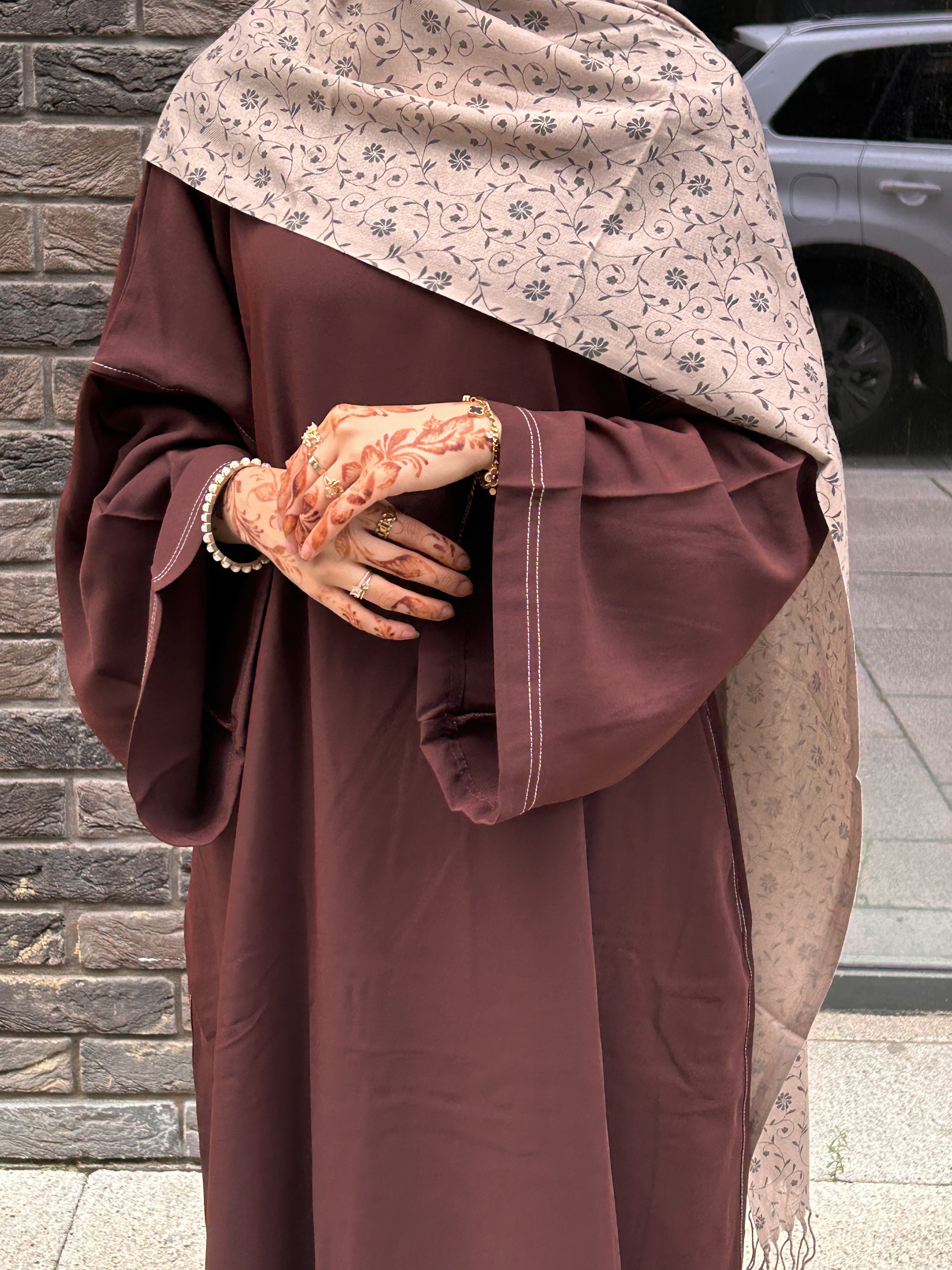 Purple-Brown Contrast Stitch Closed Abaya