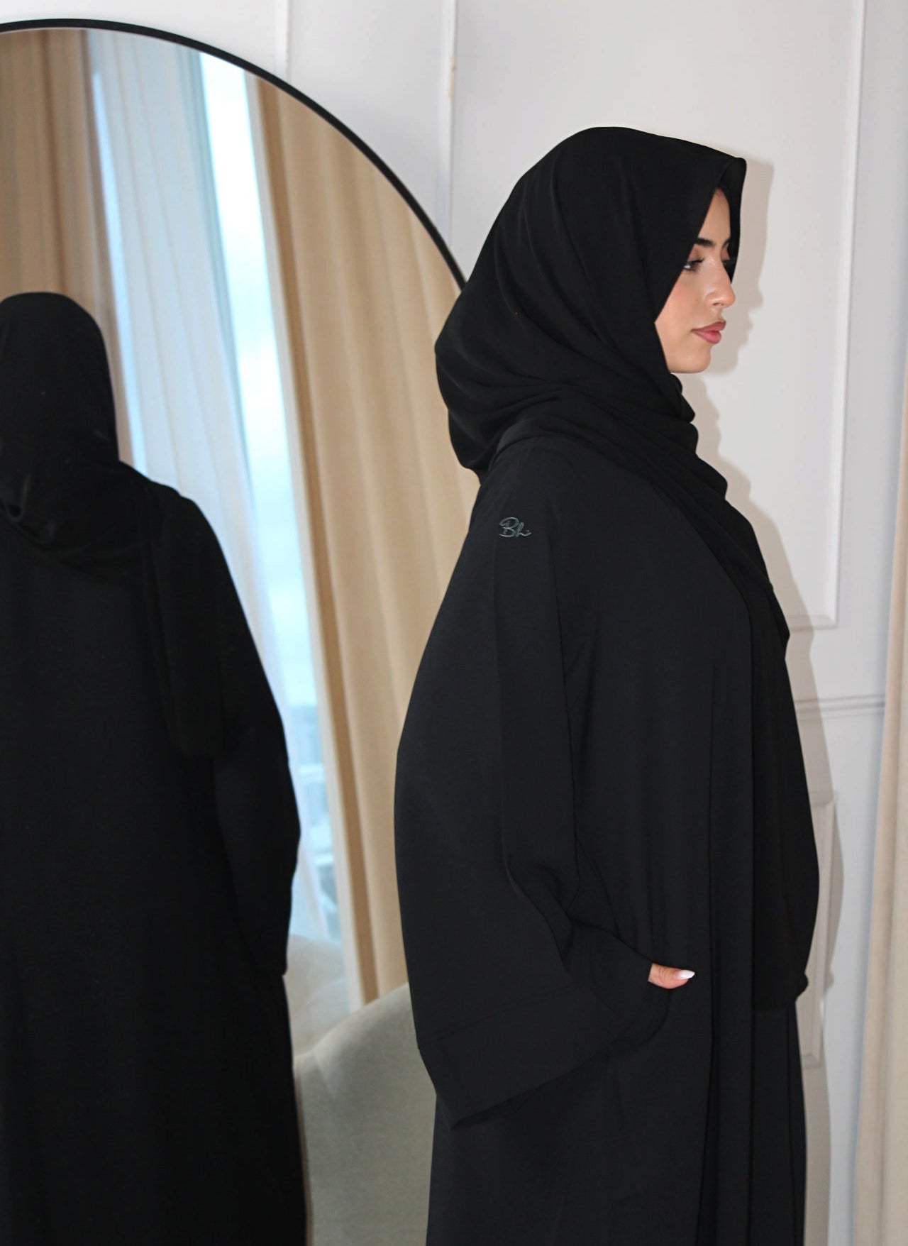 Black Closed Daily Abaya