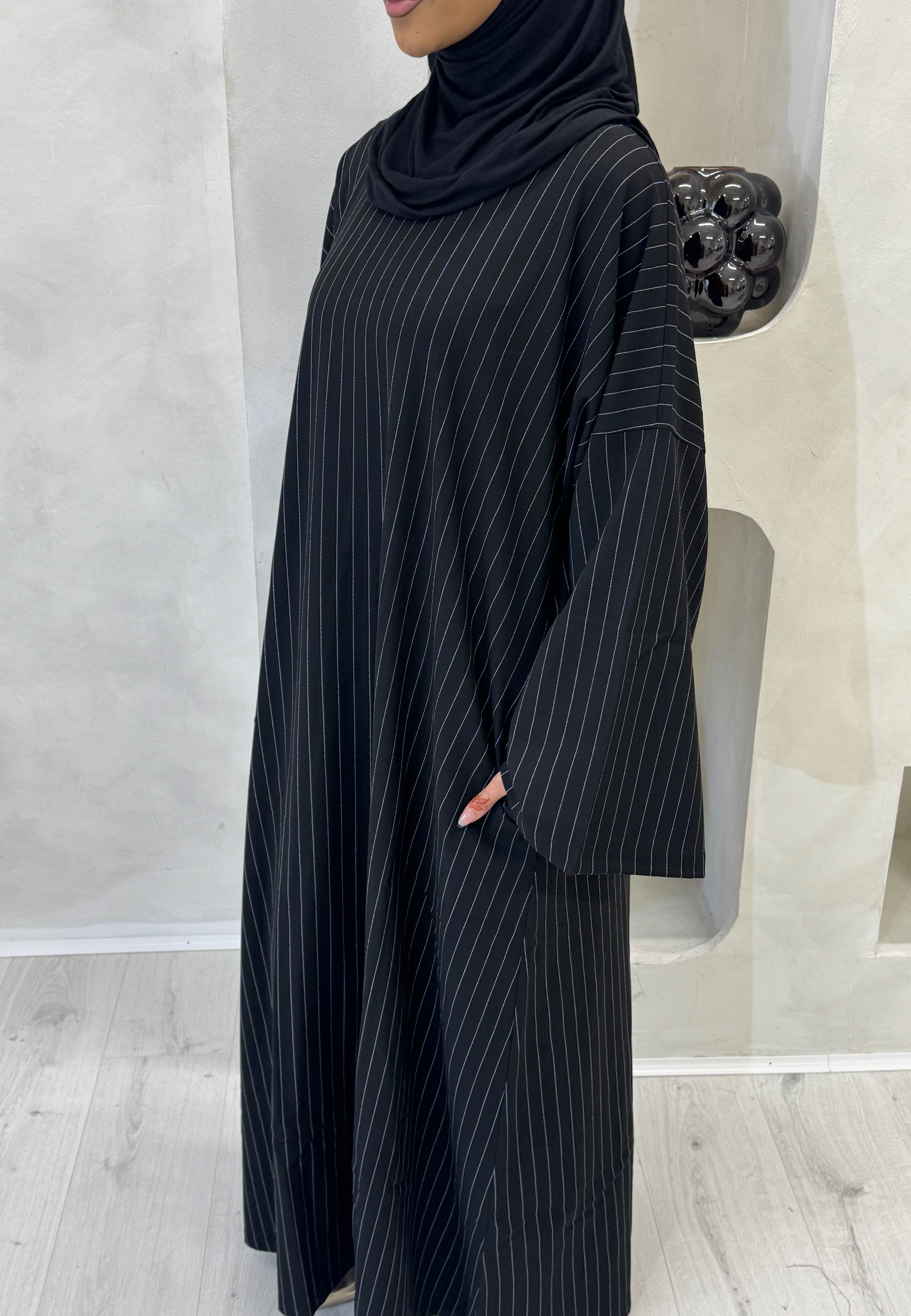 Black Maysa Closed Abaya