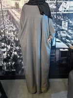 Load image into Gallery viewer, Dark Grey/Black print abaya
