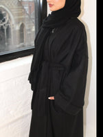 Load image into Gallery viewer, Felt Abaya coat - Black
