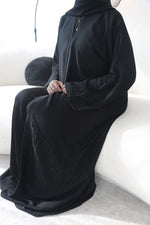 Load image into Gallery viewer, Black Zahra
