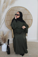 Load image into Gallery viewer, Dark Green Maysa Closed Abaya
