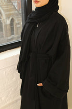 Load image into Gallery viewer, Felt Abaya coat - Black
