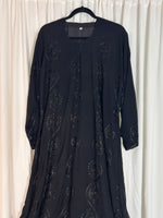 Load image into Gallery viewer, Qamar Closed abaya
