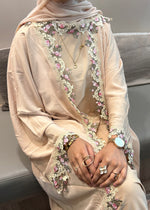 Load image into Gallery viewer, Floral Lace Abaya Set - Blush
