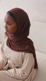 Load image into Gallery viewer, Jersey Hijab - Chocolate
