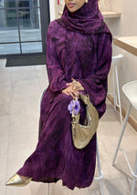 Load image into Gallery viewer, Printed Chiffon Abaya Set (Closed) - Purple
