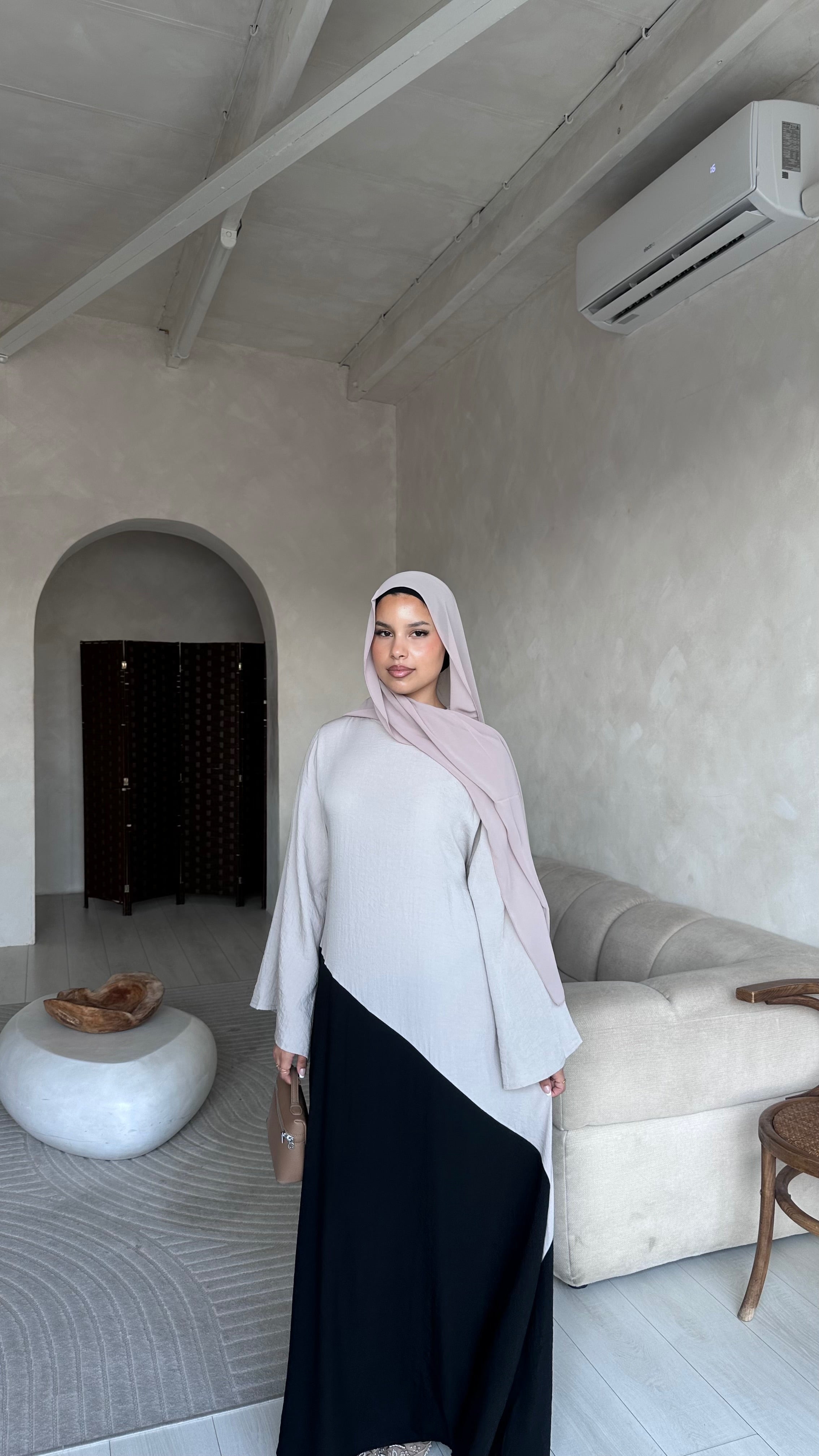 Two Tone Dress Abaya - Nude/Black