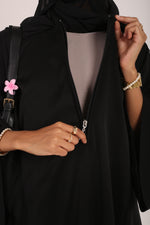 Load image into Gallery viewer, Black Dubai Fabric Closed Abaya with Zip
