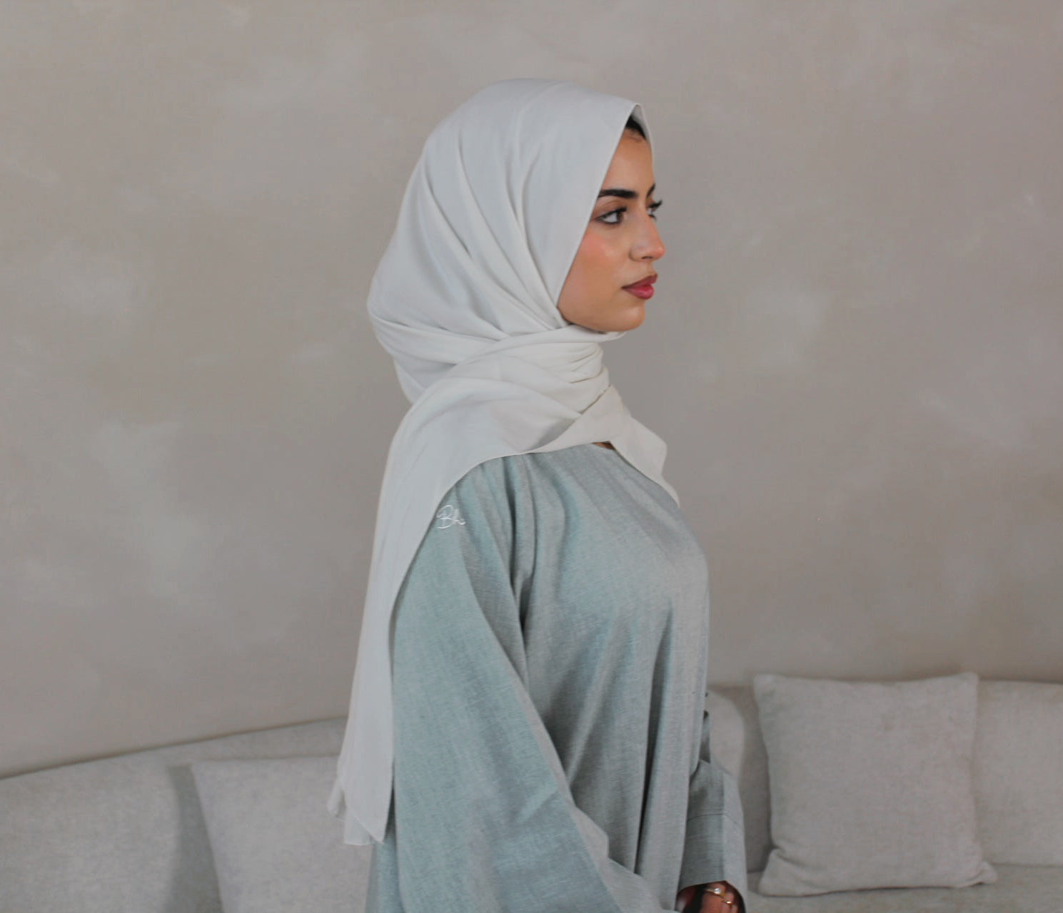 Dawn Grey Blended Linen Closed Abaya