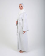 Load image into Gallery viewer, Light Grey Contrast Stitch Closed Abaya
