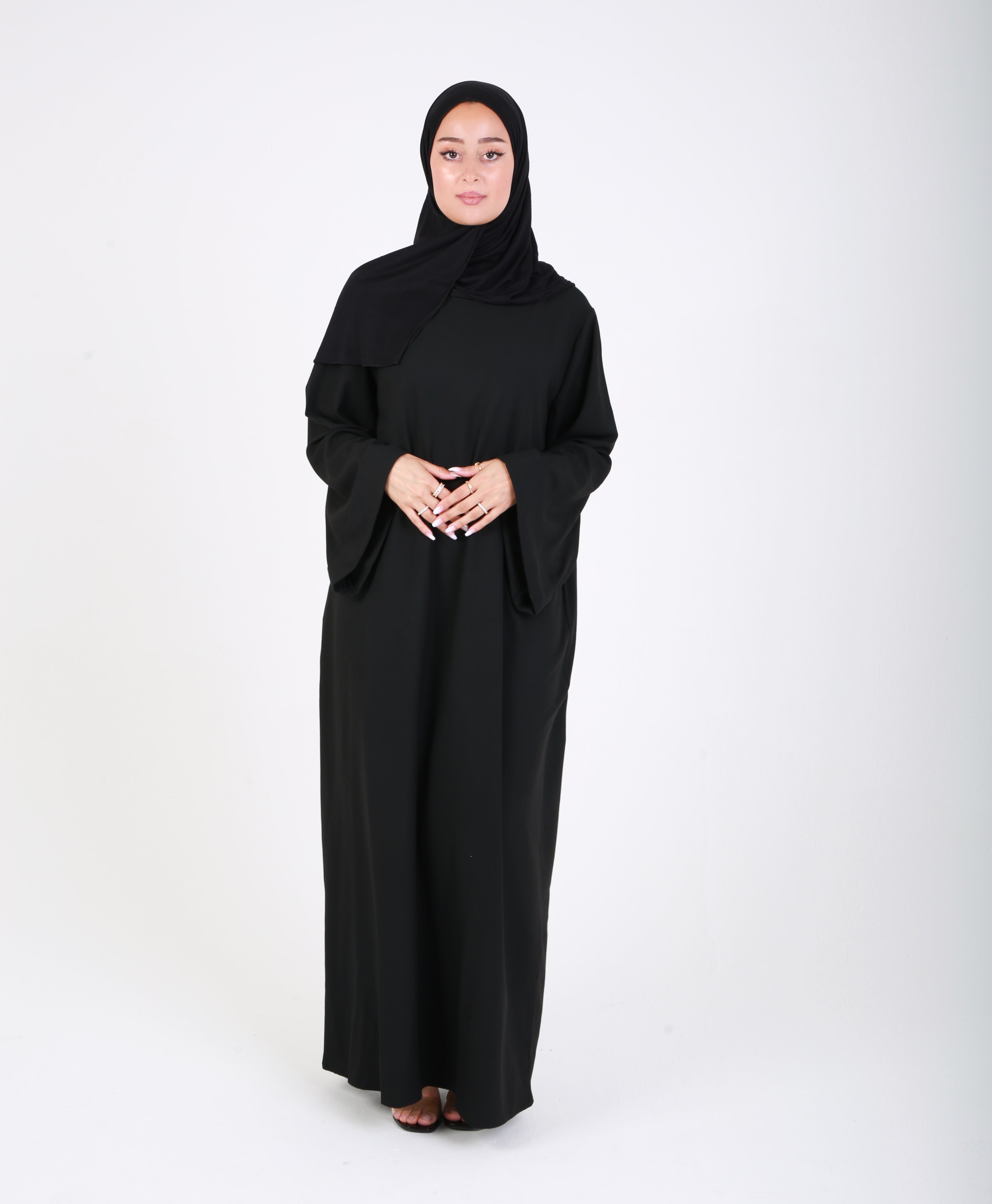 Black Ayah Closed Abaya