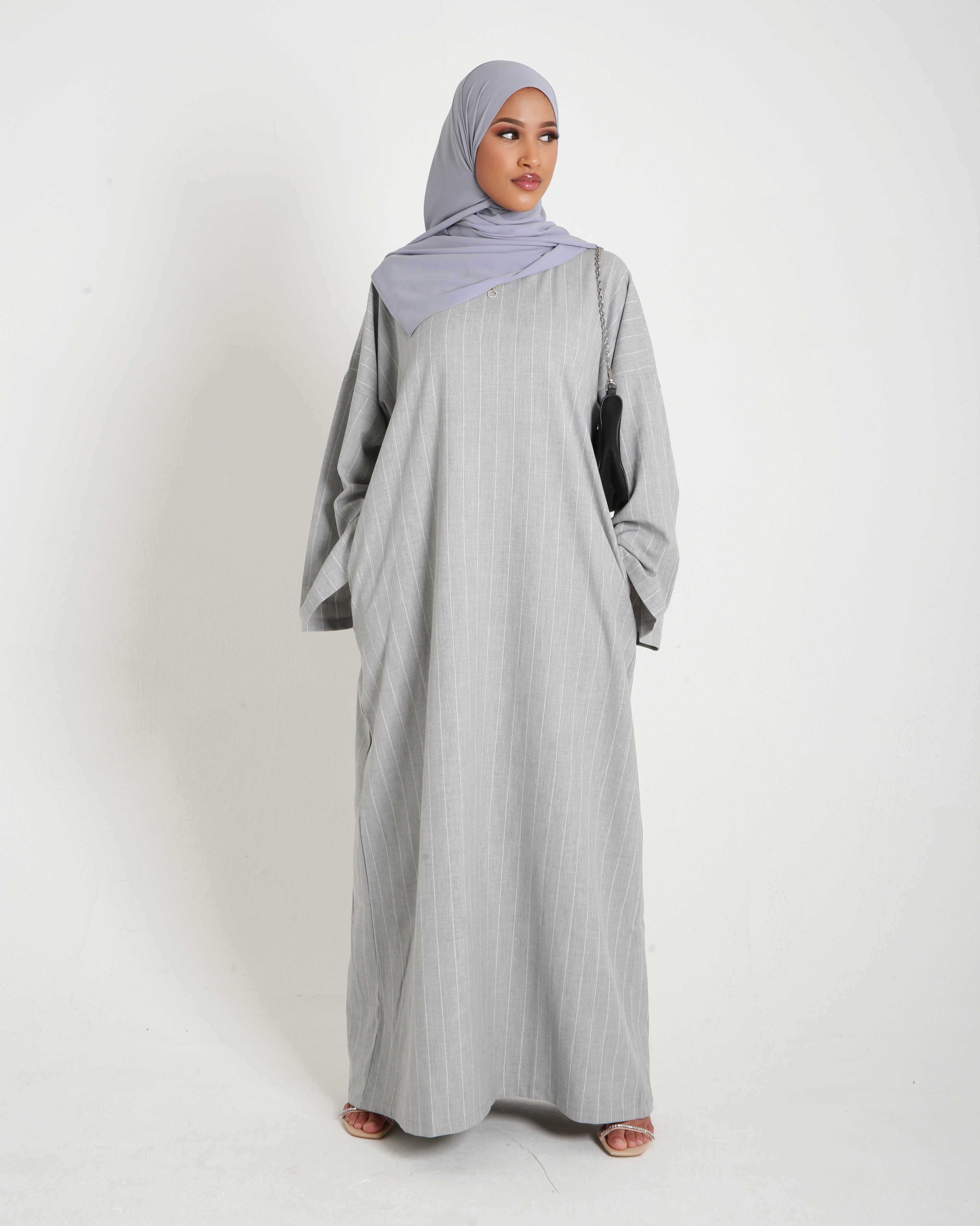 Grey Maysa Closed Abaya