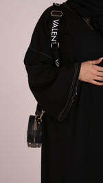 Load image into Gallery viewer, Black Contrast Stitch Closed Abaya
