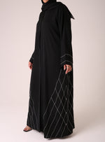 Load image into Gallery viewer, Black Single Trim Nida Open Abaya
