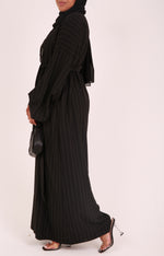 Load image into Gallery viewer, Black Maysa Closed Abaya
